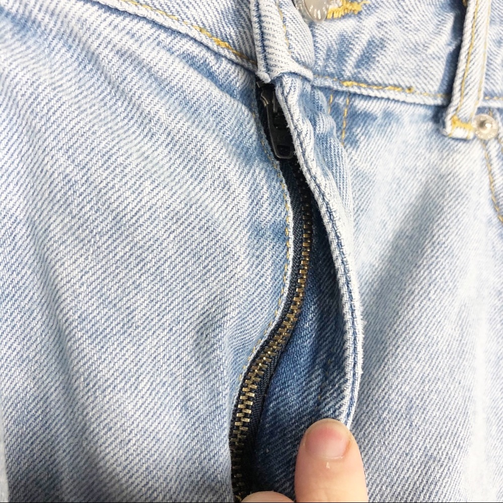 Topshop Moto Ashley Floral Cutoff Denim Jean Shorts Size 4 - Picture 5 of 7